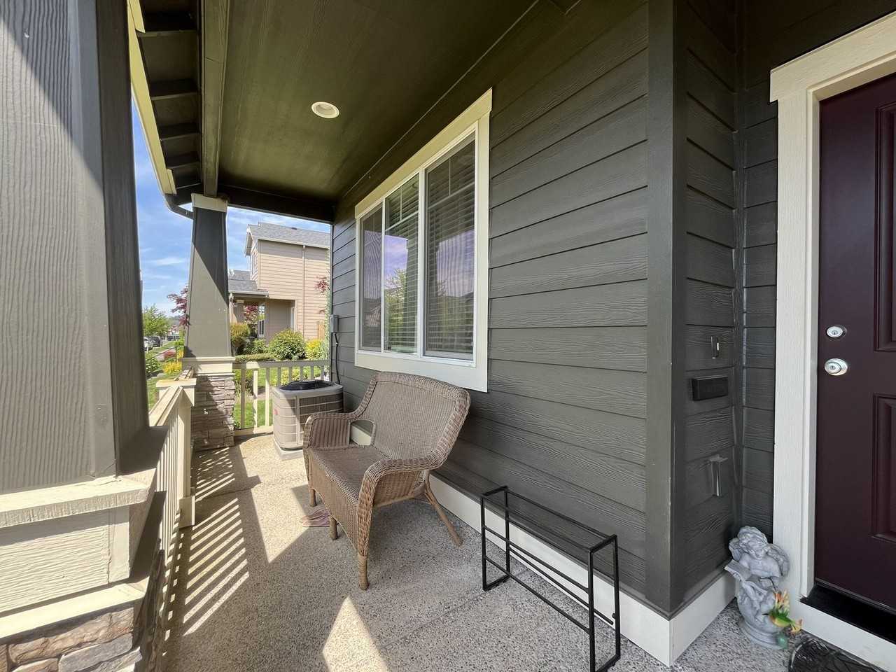 7114 Nw 167th Ave - Photo 3 of 47