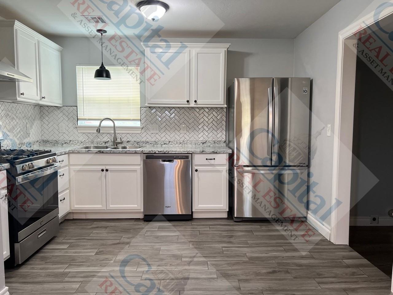 4772 Se 23rd St - Photo 4 of 28