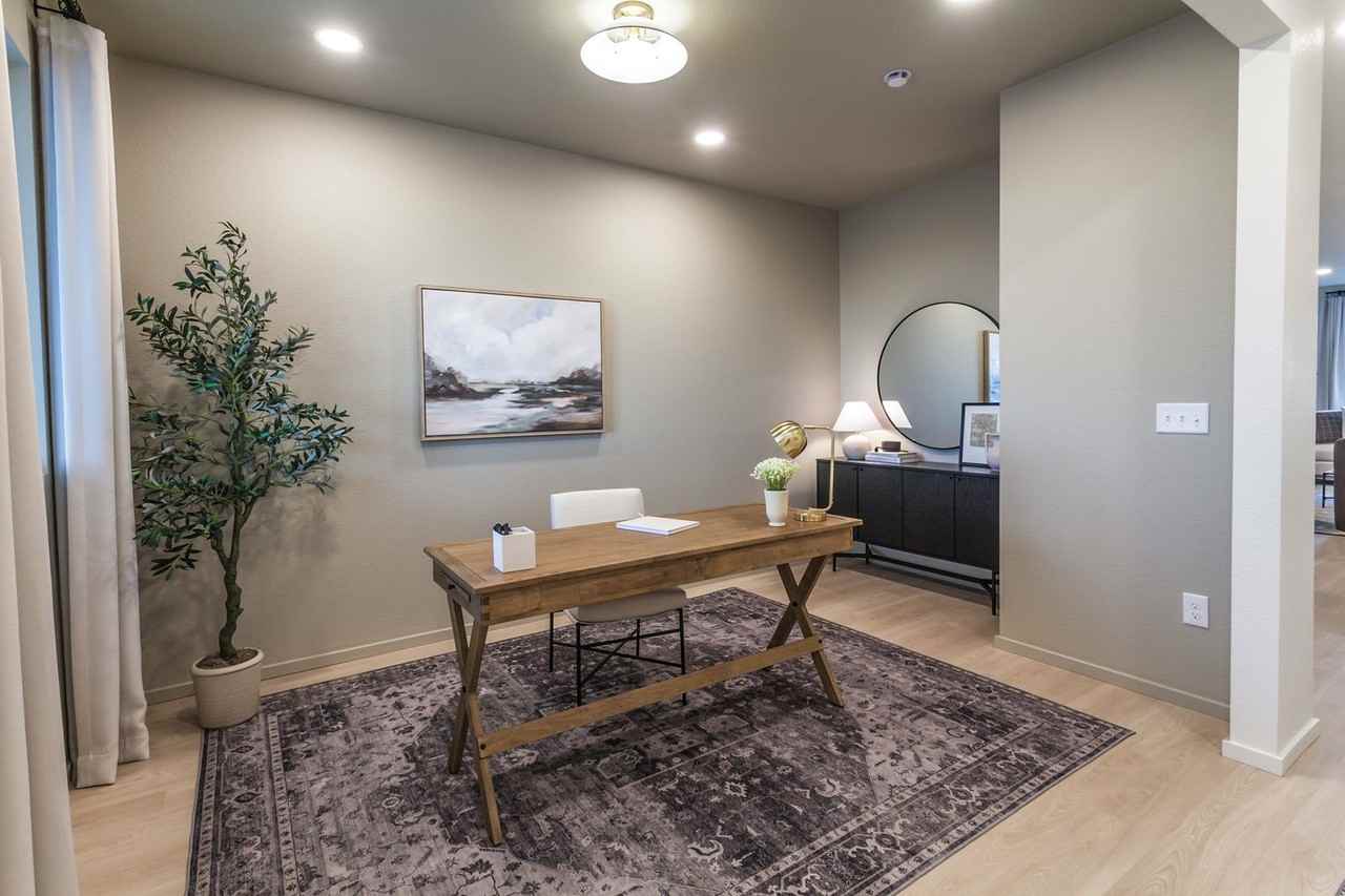 800 Galloway Dr - Photo 5 of 42