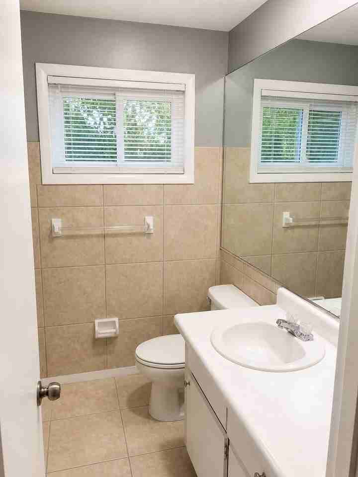 930 Alcazar Way S - Photo 4 of 7