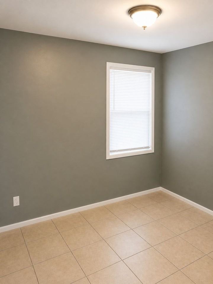 930 Alcazar Way S - Photo 6 of 7