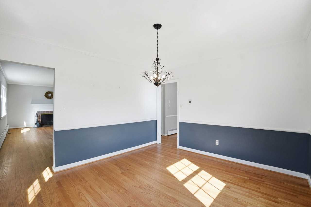2913 Cleave Dr - Photo 7 of 25