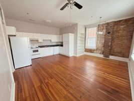 featured image of 206 S Garnett St