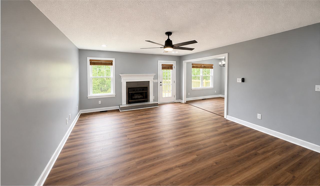 246 Lynhaven Dr - Photo 2 of 17