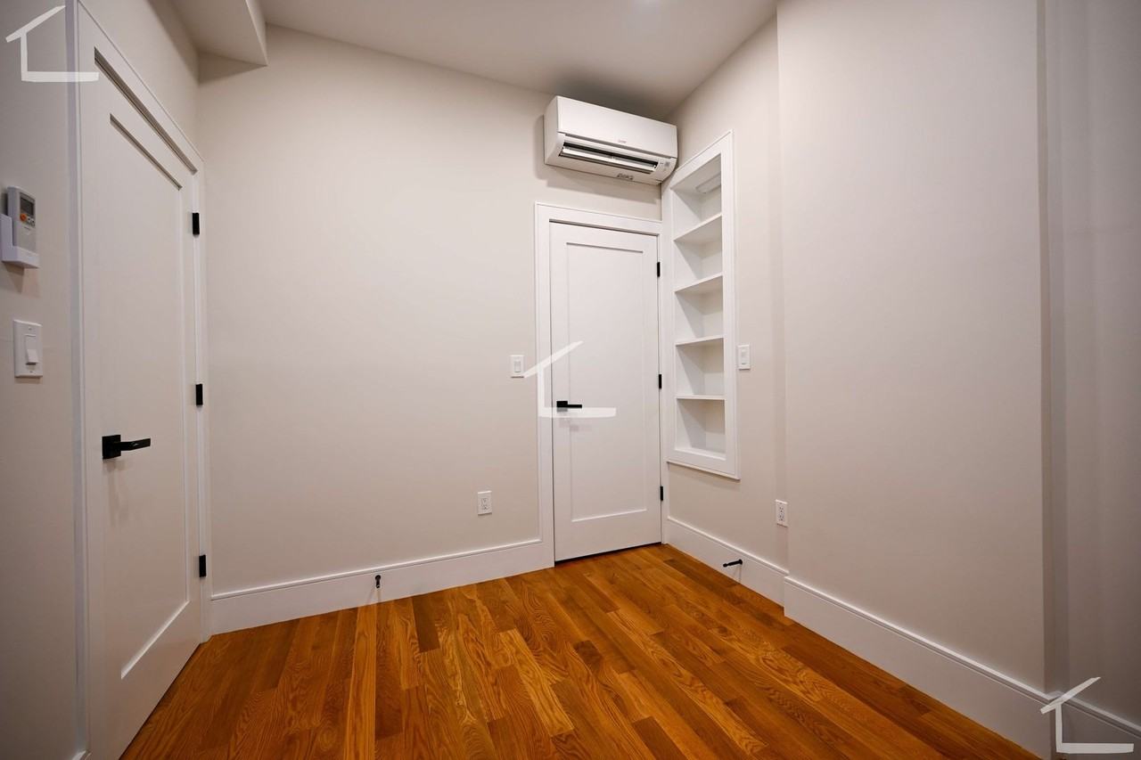 16 Winchester St #3 - Photo 5 of 6