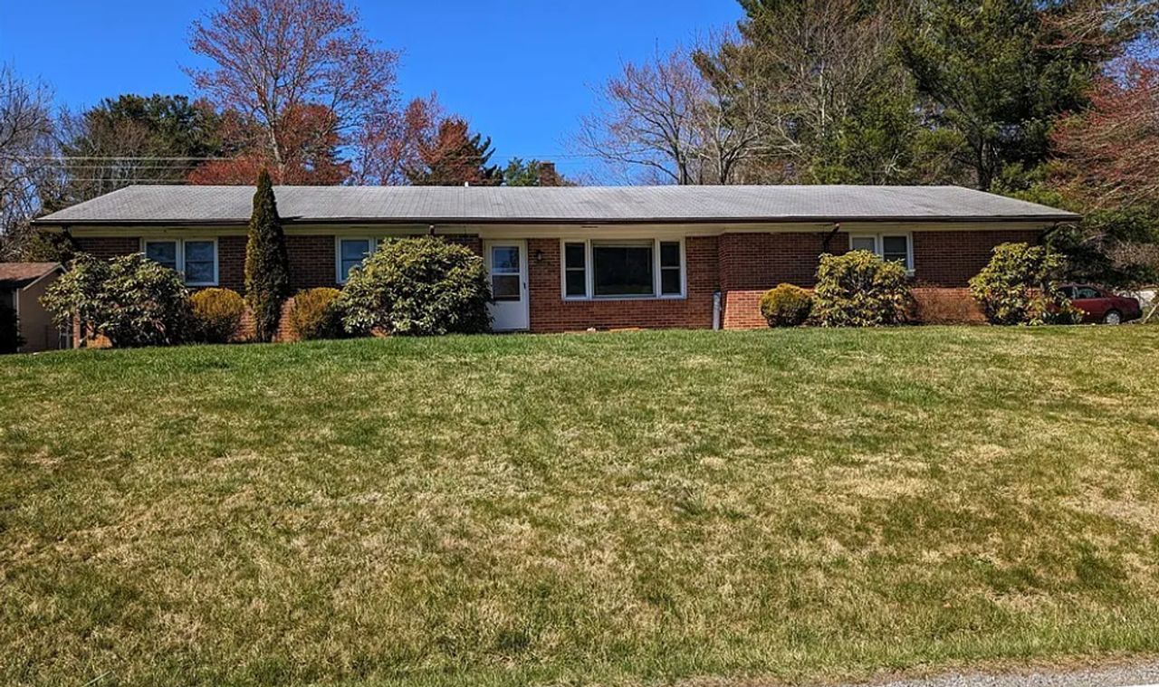 2175 Browns Chapel Rd - Photo 2 of 16