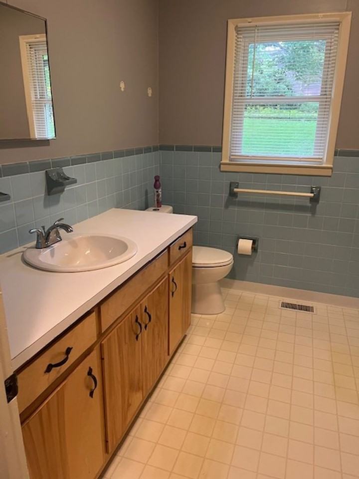 2175 Browns Chapel Rd - Photo 7 of 16