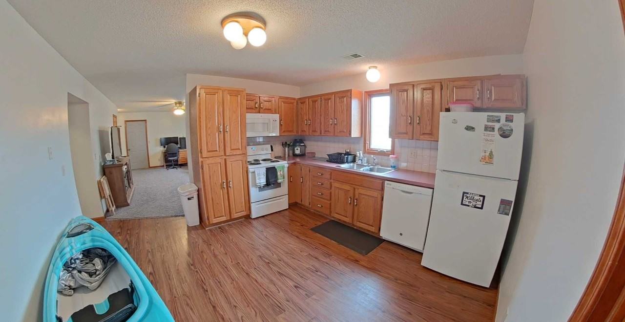 701 Mission Ave - Photo 5 of 11