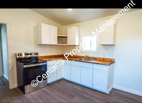 3712-3714 S. Wyoming St - Photo 5 of 31