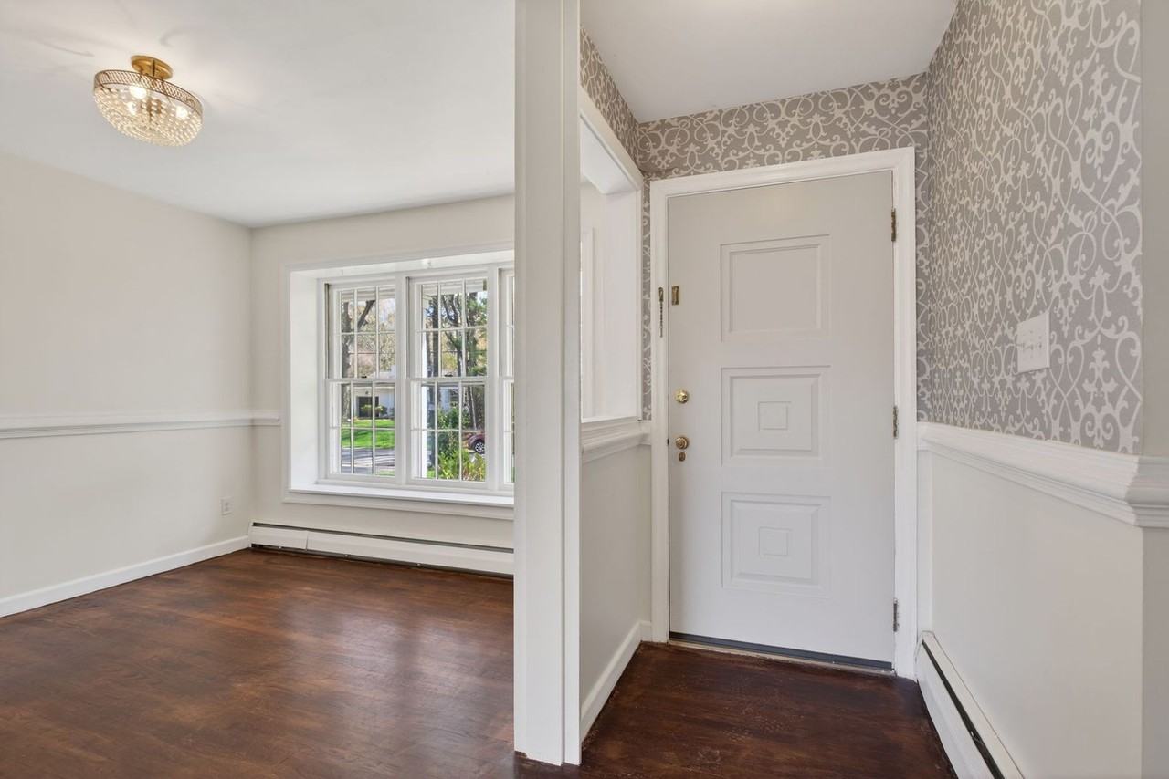 513 Chesopeian Trl - Photo 4 of 41