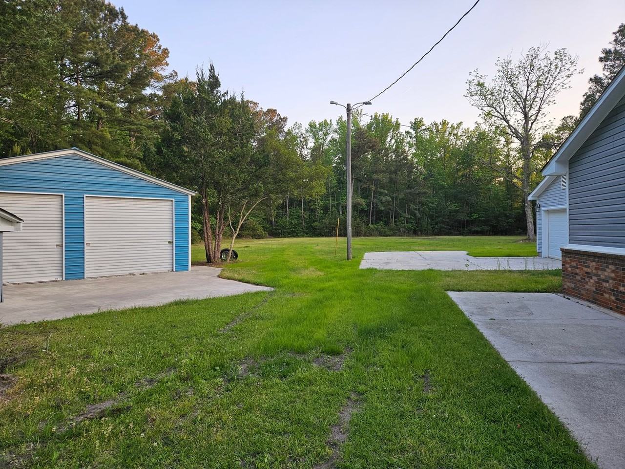 770 Harrison Creek Rd - Photo 3 of 27