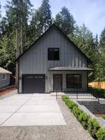 featured image of 18545 Woodside Dr Se