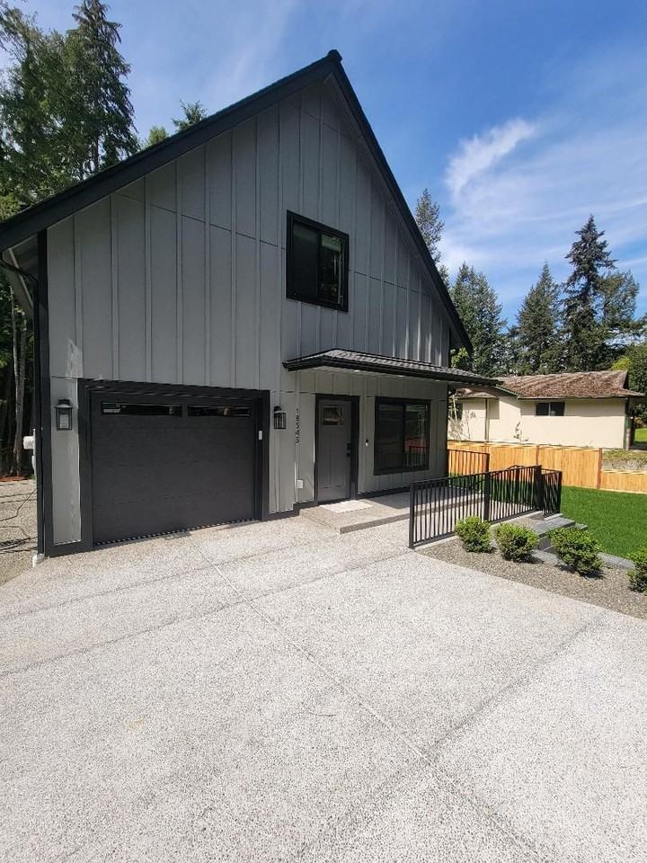 18545 Woodside Dr Se - Photo 2 of 31