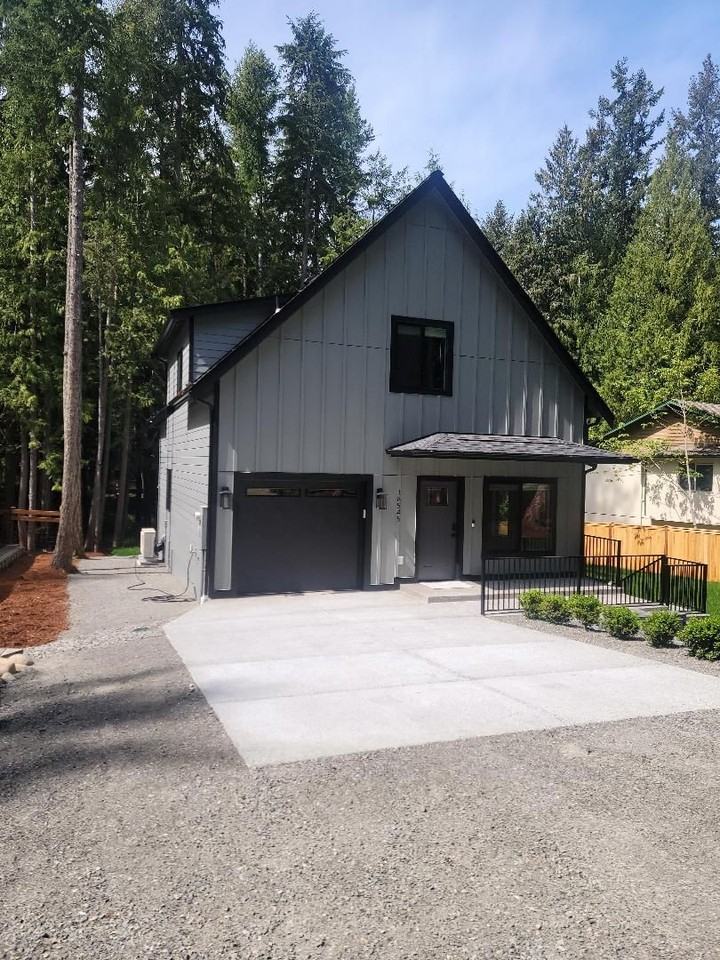 18545 Woodside Dr Se - Photo 3 of 31