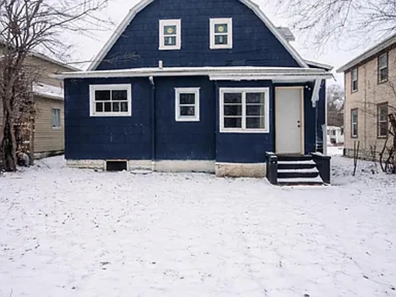 555 Haller St - Photo 2 of 11