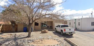 302 Valencia Dr Ne - Photo 1 of 1