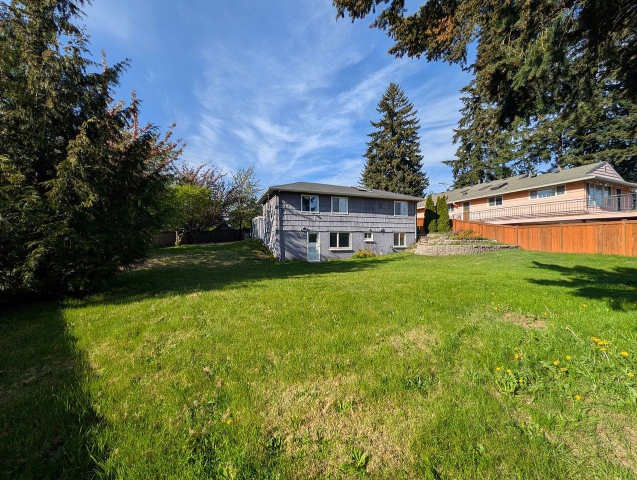 19021 8th Ave S - Photo 4 of 22