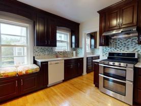 195 Lake St - Photo 1 of 1