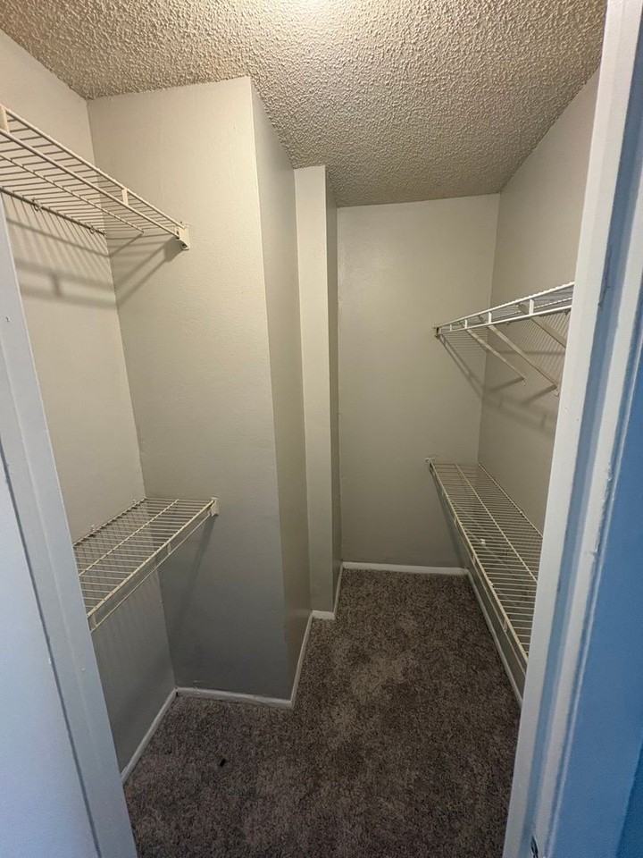 216 Afton Sq #104 - Photo 7 of 11