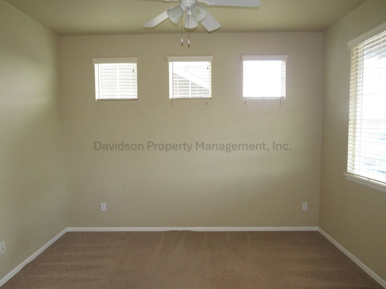 2255 Bucolo Ave - Photo 2 of 15