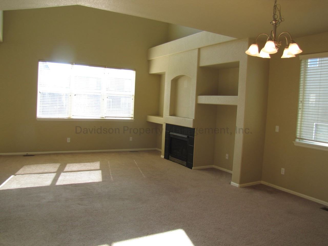 2255 Bucolo Ave - Photo 3 of 15