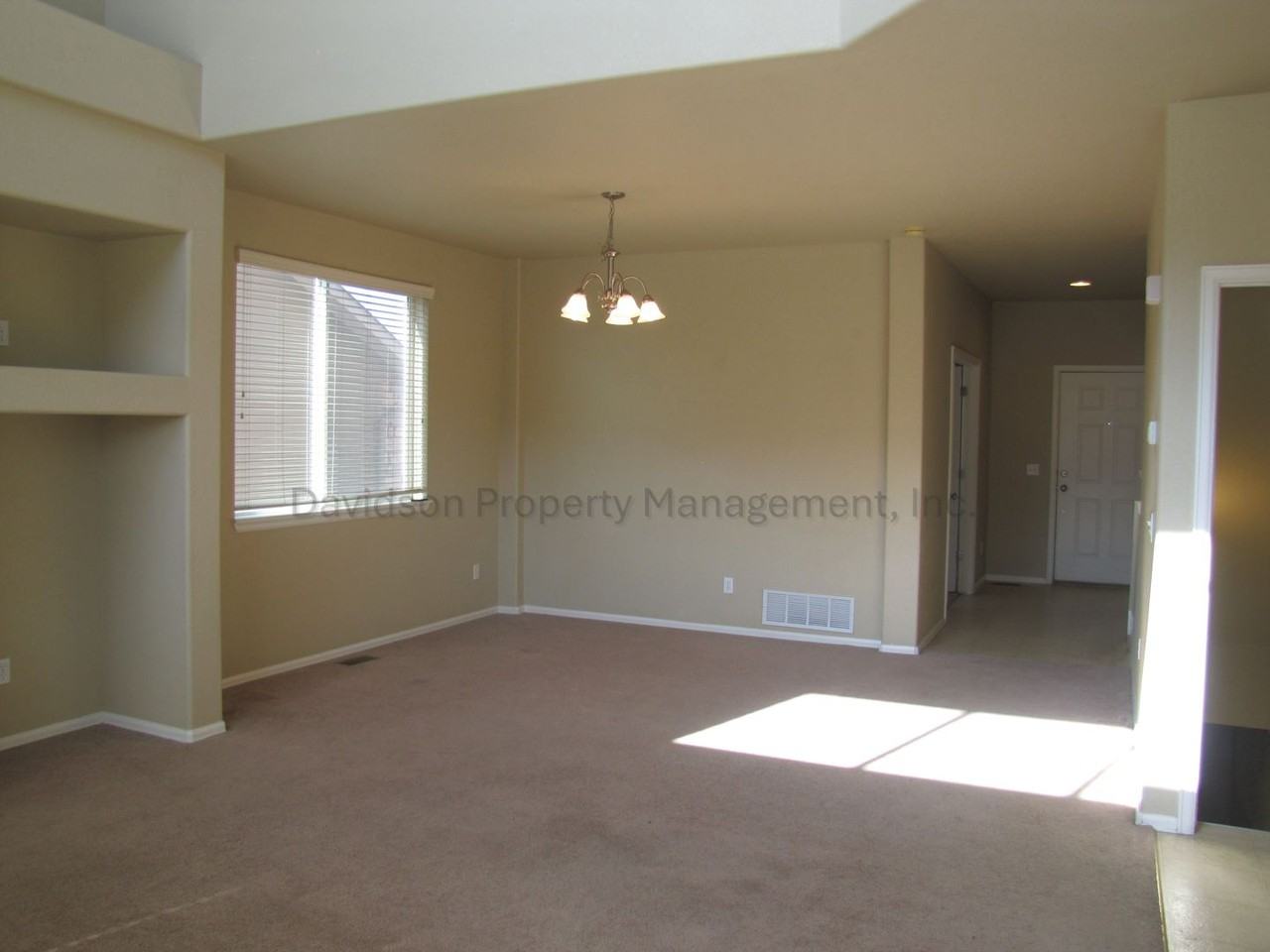 2255 Bucolo Ave - Photo 4 of 15