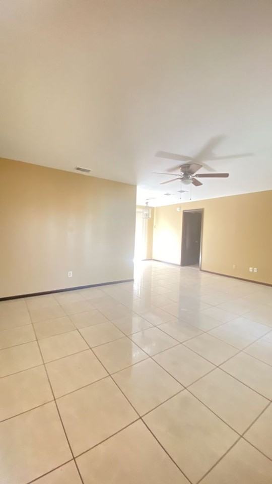 5565 Telipa Dr - Photo 3 of 17
