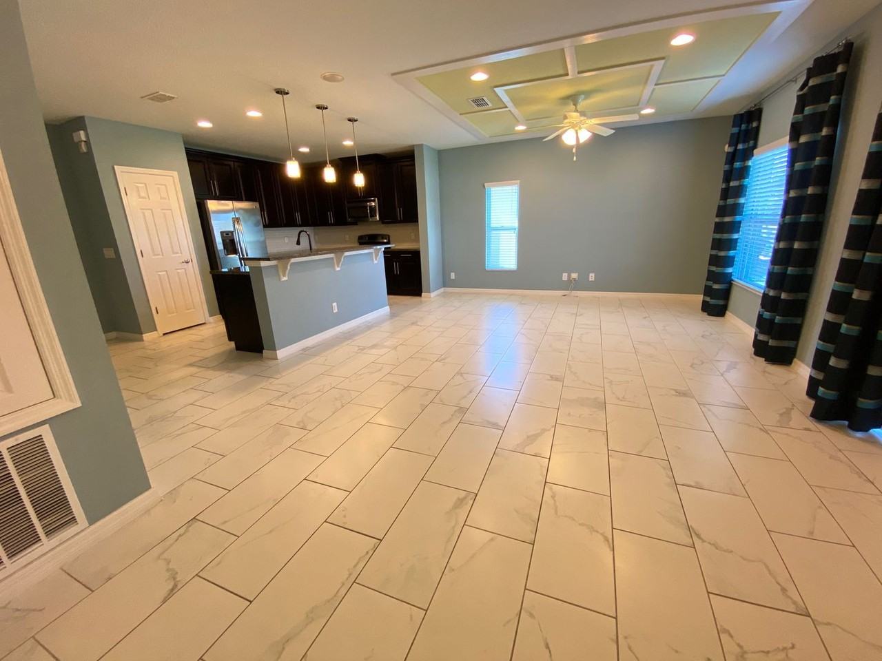 231 Salamanca Rd - Photo 4 of 19