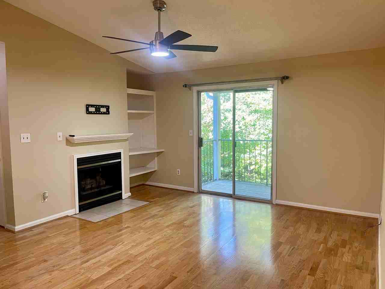 524 Granville Ct - Photo 5 of 21