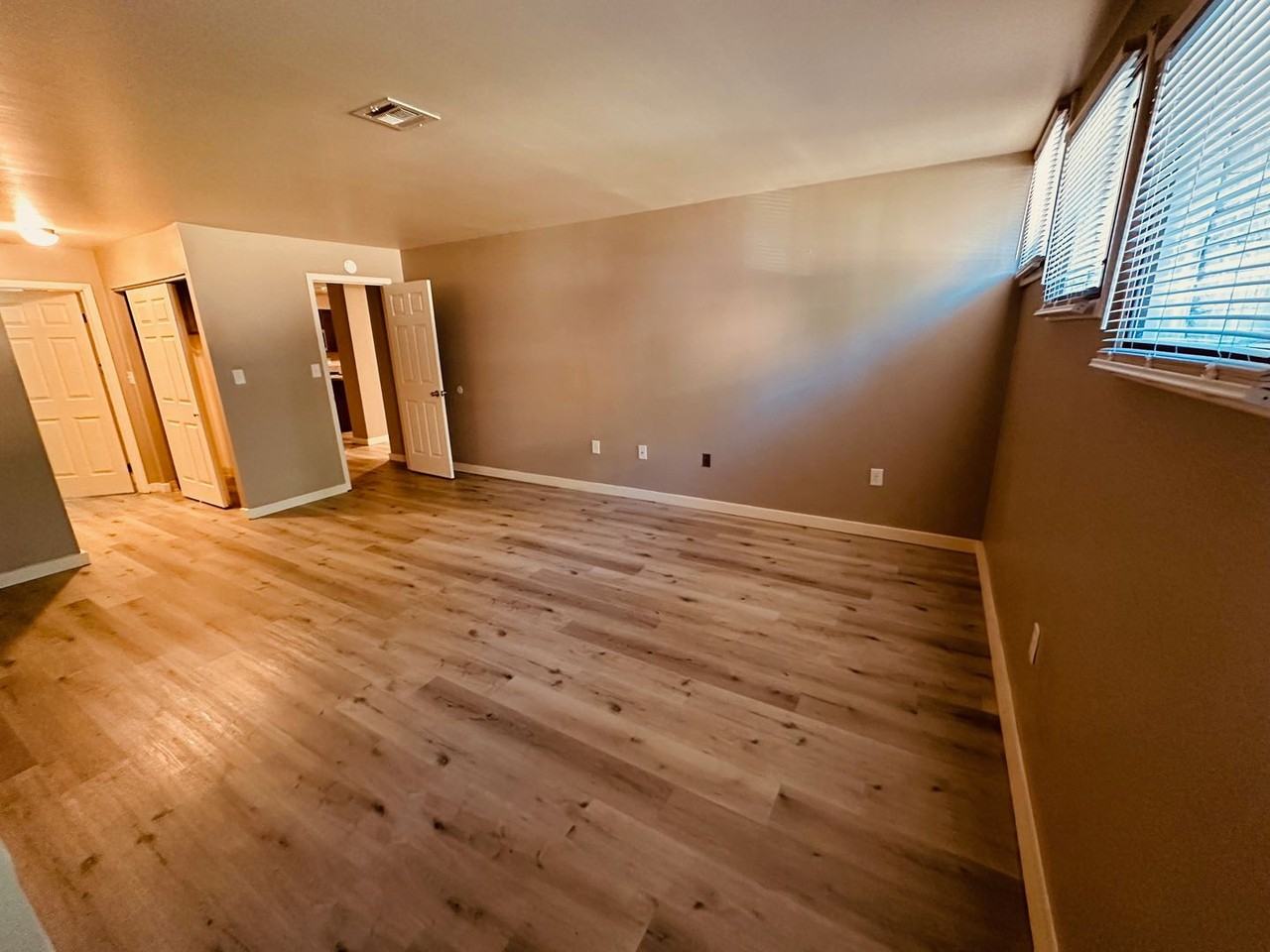 40 Grant St #6 - Photo 6 of 8