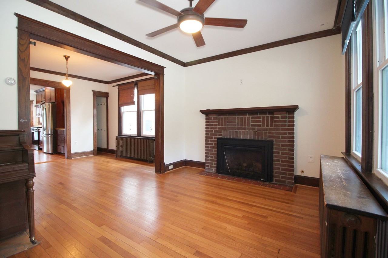 2417 Otis St Ne - Photo 2 of 23