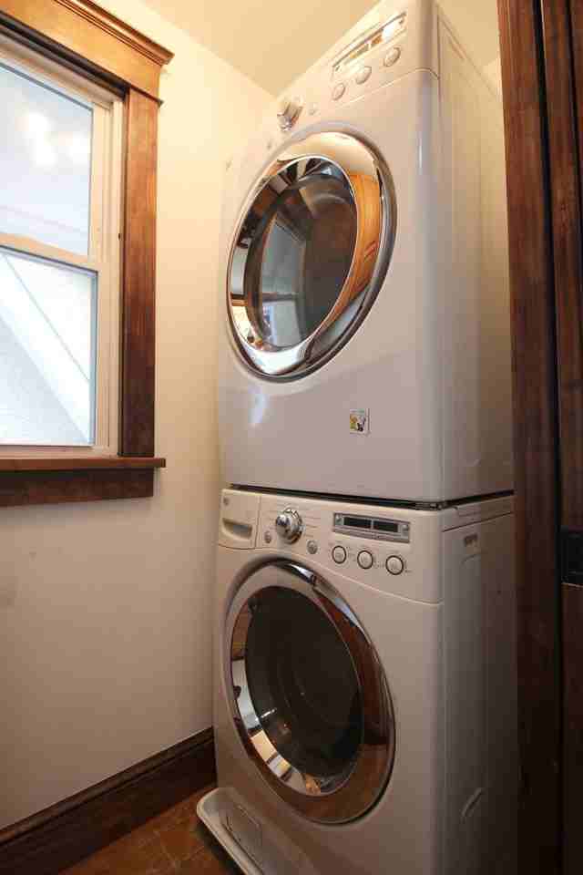 2417 Otis St Ne - Photo 3 of 23