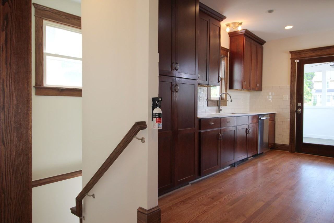 2417 Otis St Ne - Photo 5 of 23