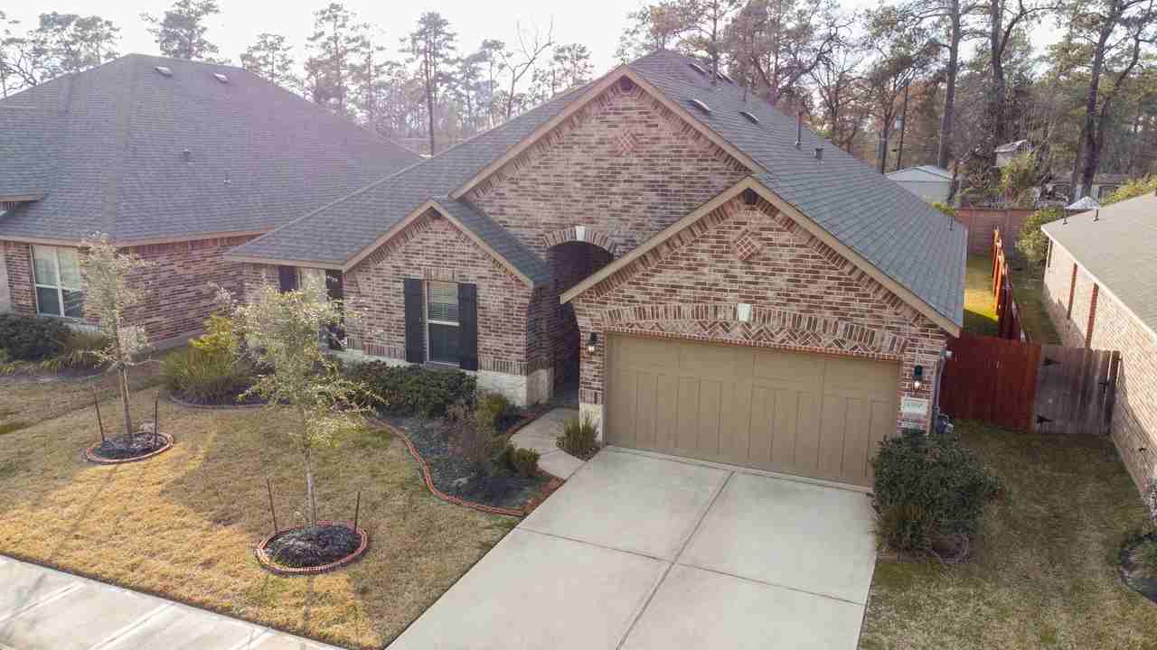 4702 Preserve Park Dr - Photo 2 of 17