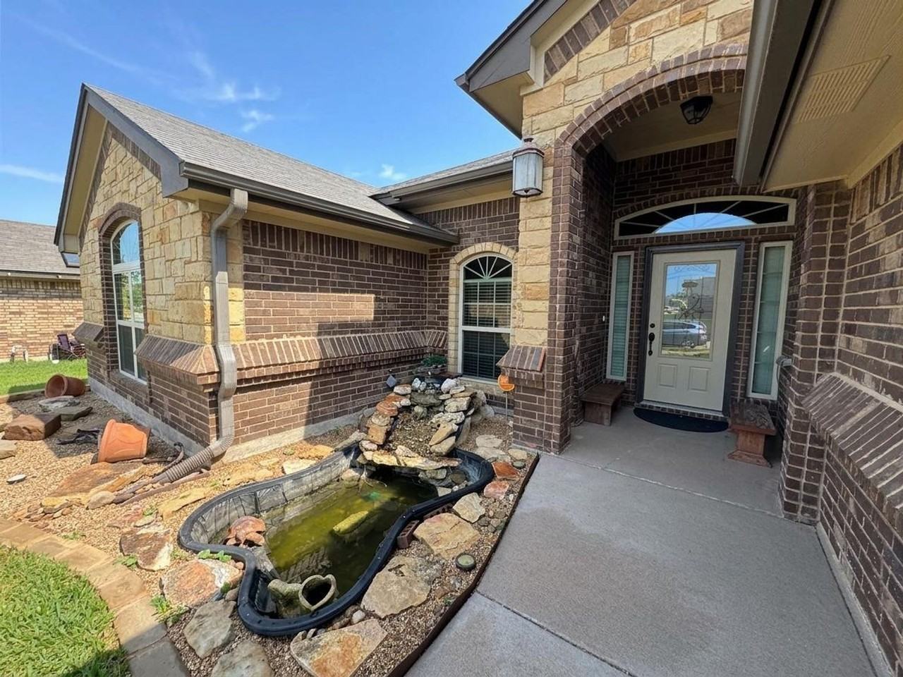 5907 Verde Dr - Photo 2 of 38