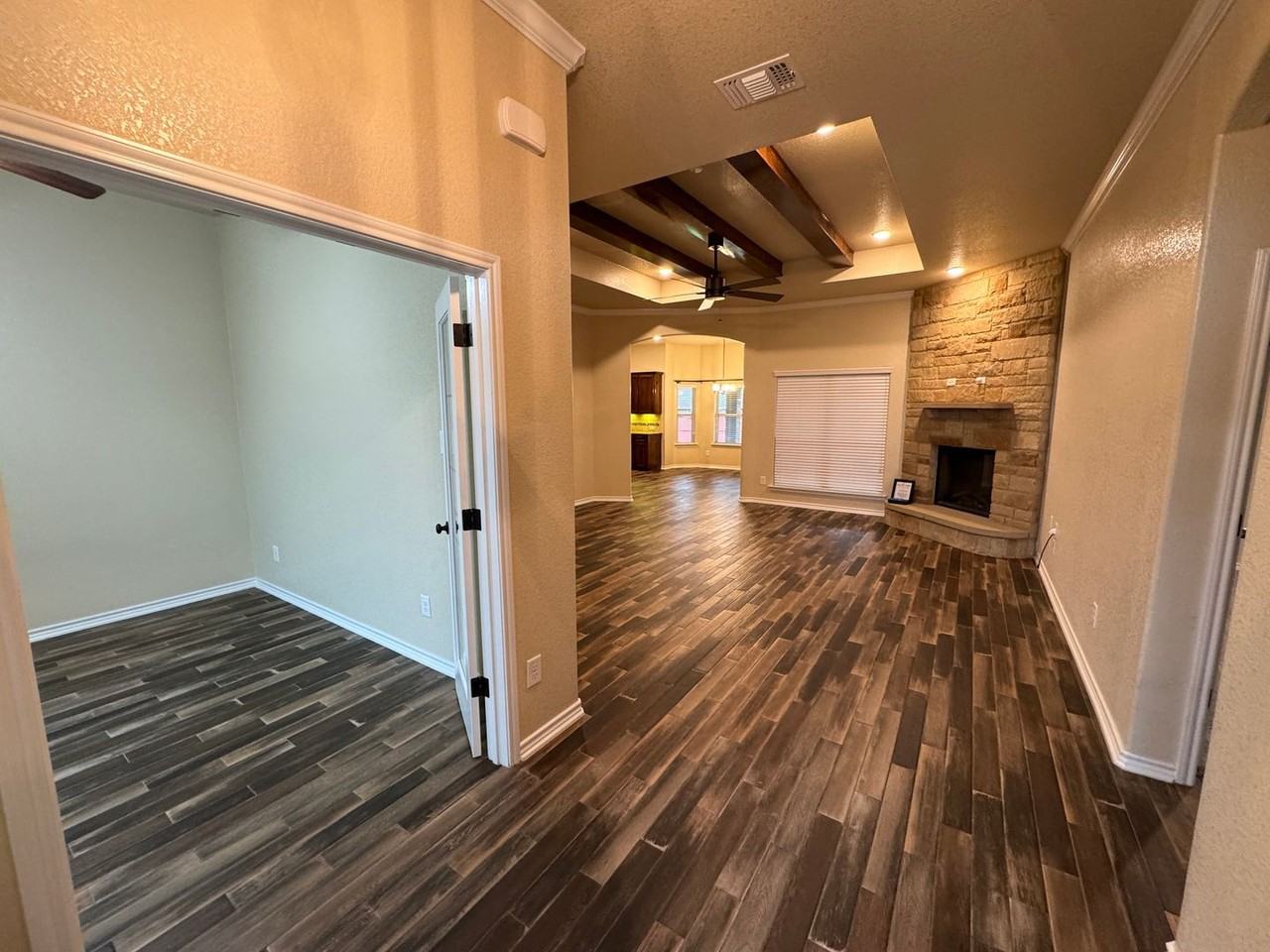 5907 Verde Dr - Photo 4 of 38
