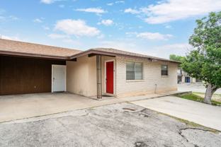 104 Hackberry Ln - Photo 1 of 1
