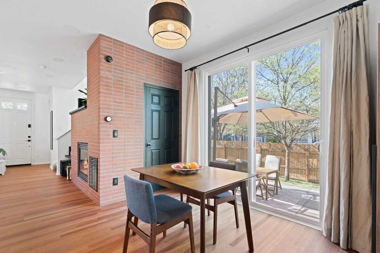 2907 Emporia St - Photo 5 of 20