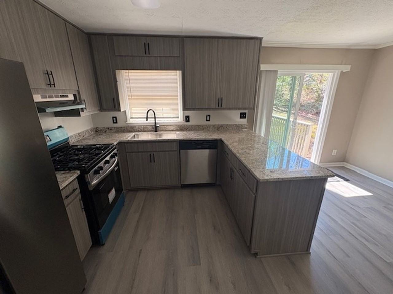 6625 Paula Ct - Photo 2 of 17