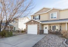 2856 N Clark Pkwy - Photo 1 of 1