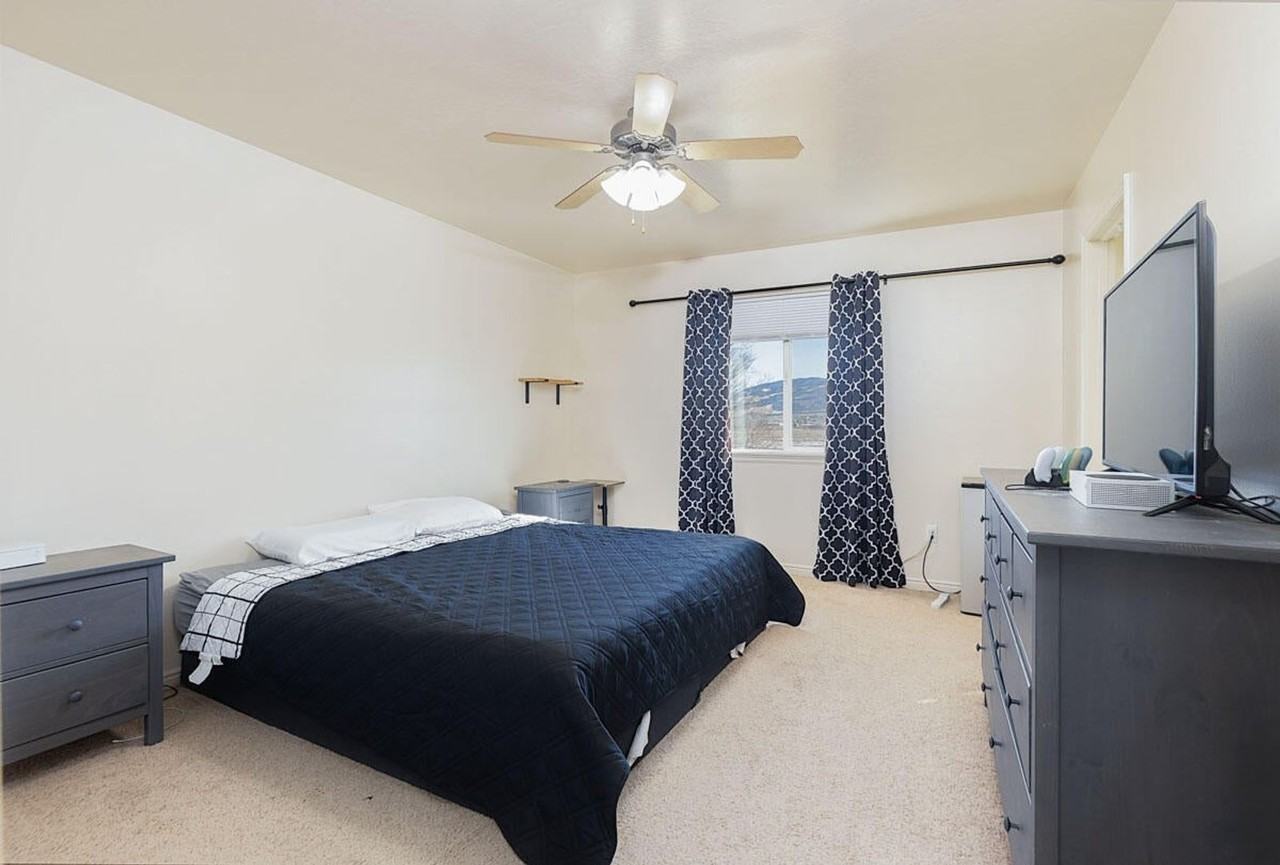 2856 N Clark Pkwy - Photo 7 of 17