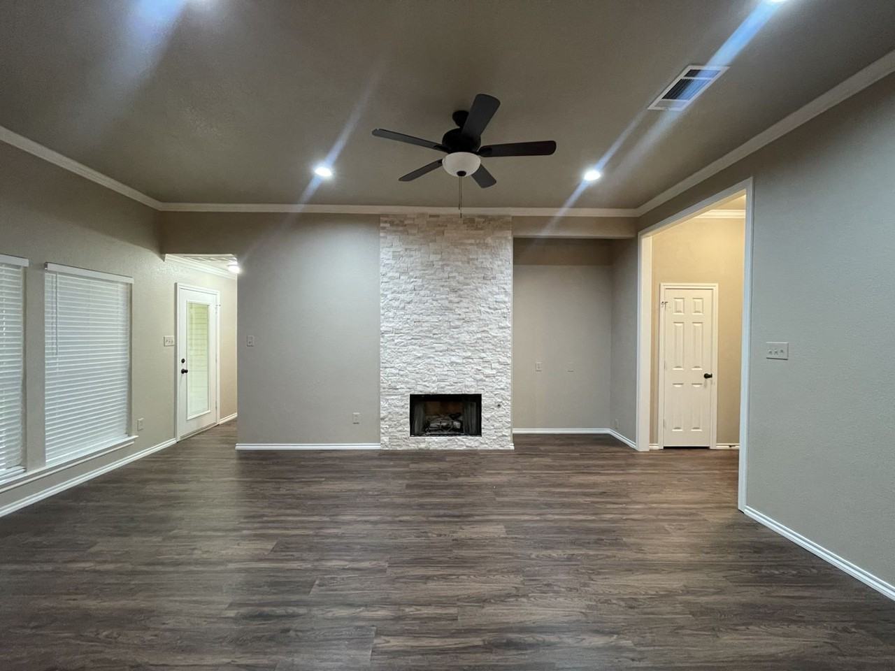 204 Carlsbad Dr ##Dr - Photo 2 of 14