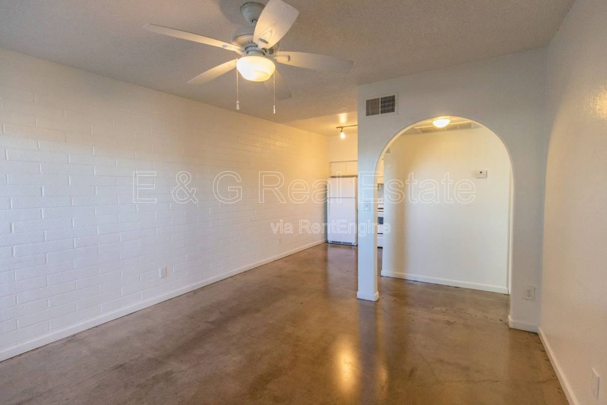 1343 W 3rd St - Photo 4 of 10