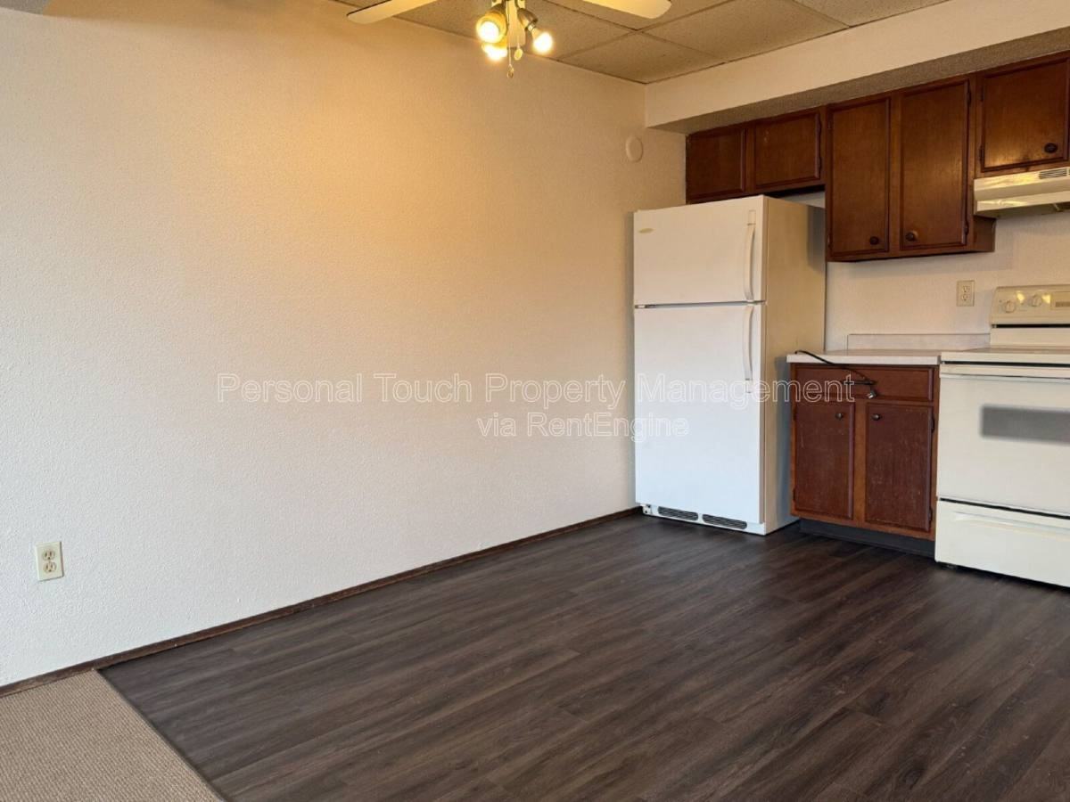 911 Western Rd #3 - Photo 3 of 10