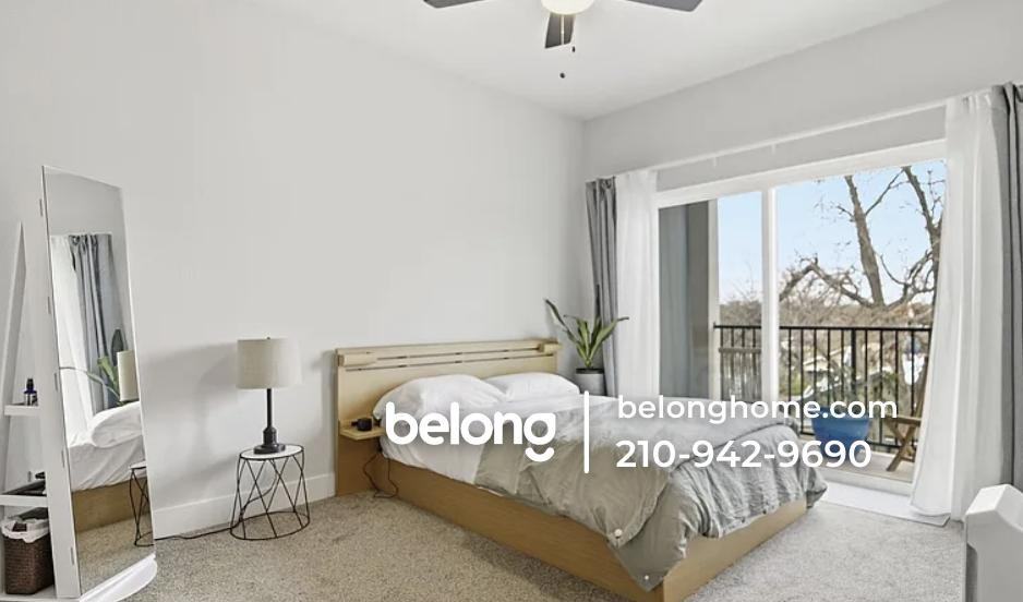411 Ira Ave - Photo 6 of 16