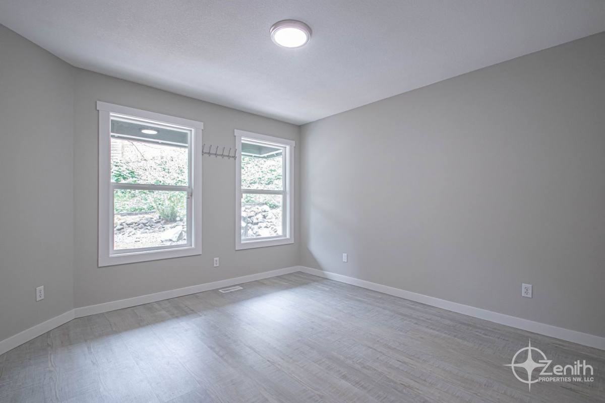 1328 Nw 5th Ave - Photo 6 of 10