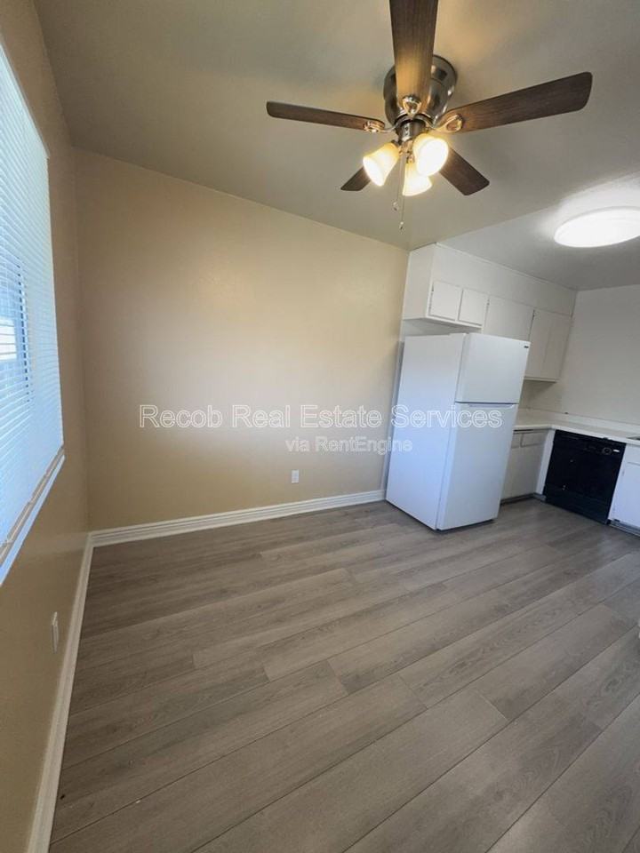 716 Broadway #18 - Photo 4 of 10