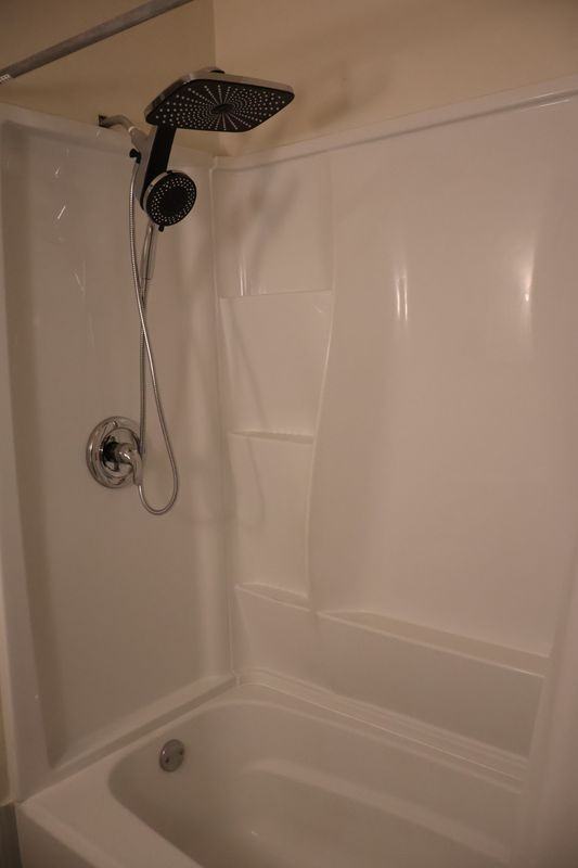 1152 Main St - Photo 5 of 10