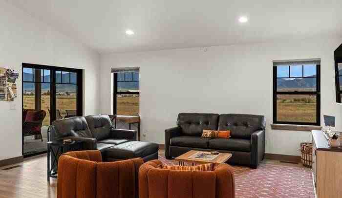 132 Sky View Dr - Photo 3 of 16