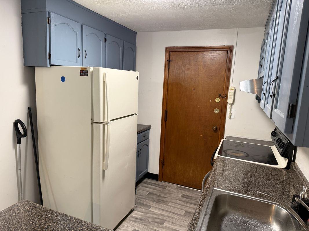 1162 Middle Tpke W ##C1 - Photo 4 of 11